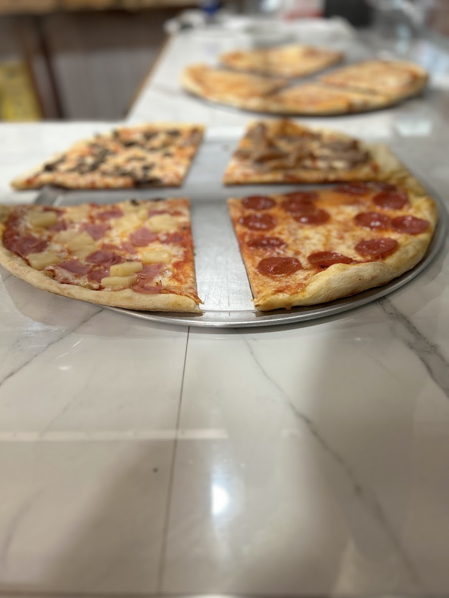 Cross Pizza
